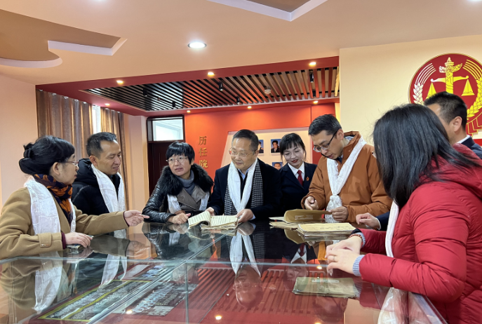 【迎两会 看履职】富康年代表：坚持民主自信 助力凯发k8高质量发展